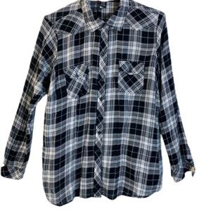 Torrid Challis Camp Black and White Plaid Button-Up Shirt Fall Winter Size 2X
